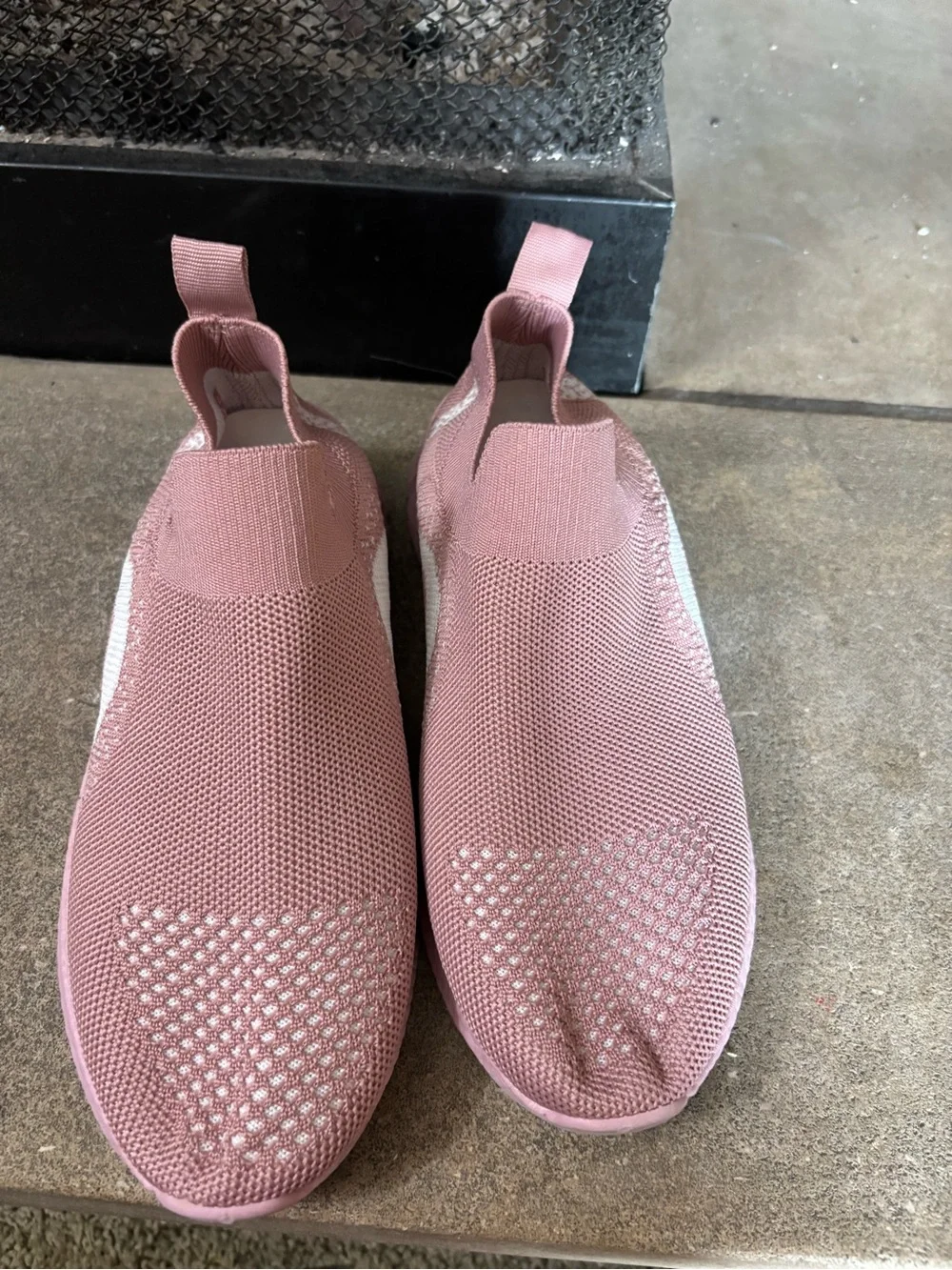 Ecko Red Mauve Pink Athletic Slip On Shoes Pull On Size 9 NWT Women’s